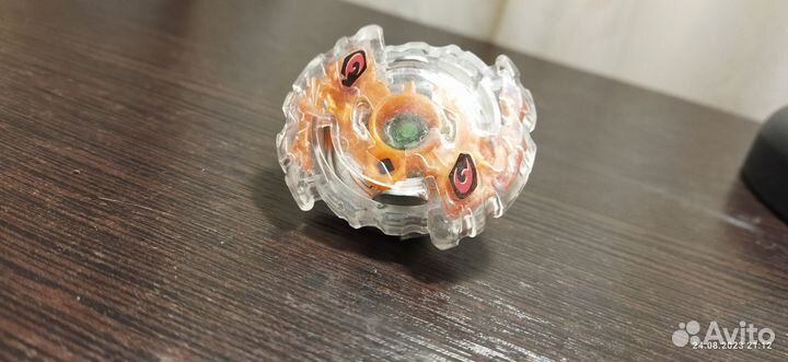 Волчки бейблейд 1-го поколения