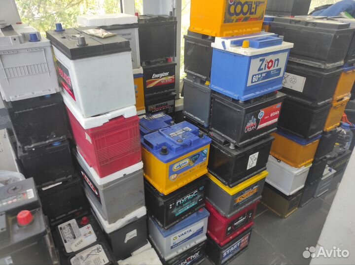 Аккумулятор б/у на все авто 60Ач легковые грузовые
