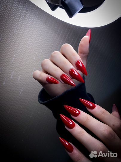 Наращивание ногтей