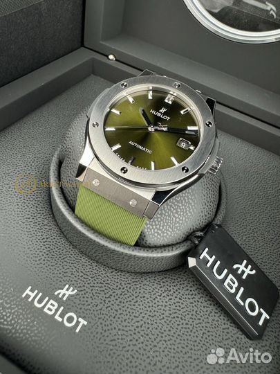 Hublot Classic Fusion Titanium Green 45 mm