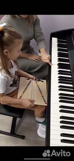 Обучение игре на фортепиано, сольфеджио