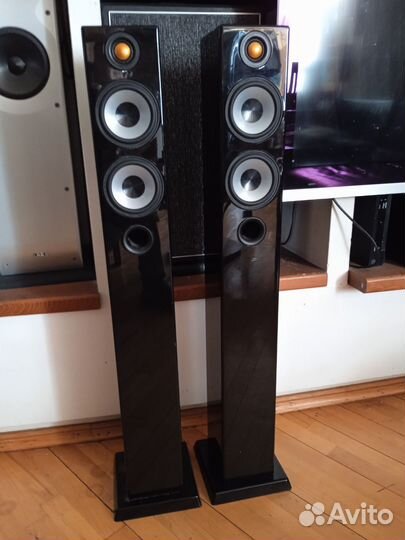 Monitor audio Radius 270