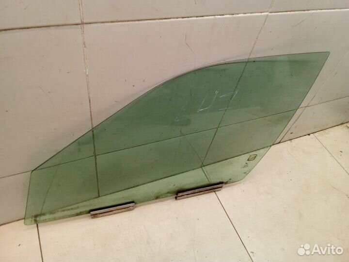 Стекло двери переднее левое Saab 9-5 седан B235