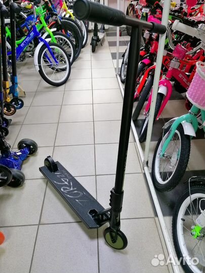 Самокат трюковой