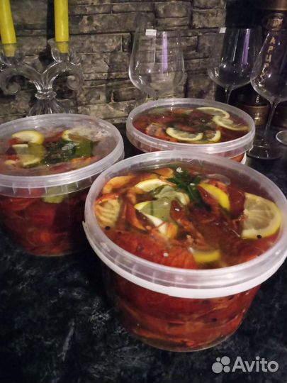 Раки вареные 1кг плюс рассол