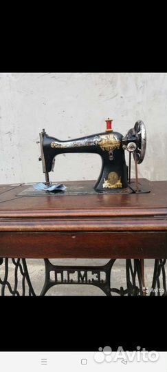 Швейная машинка ножная