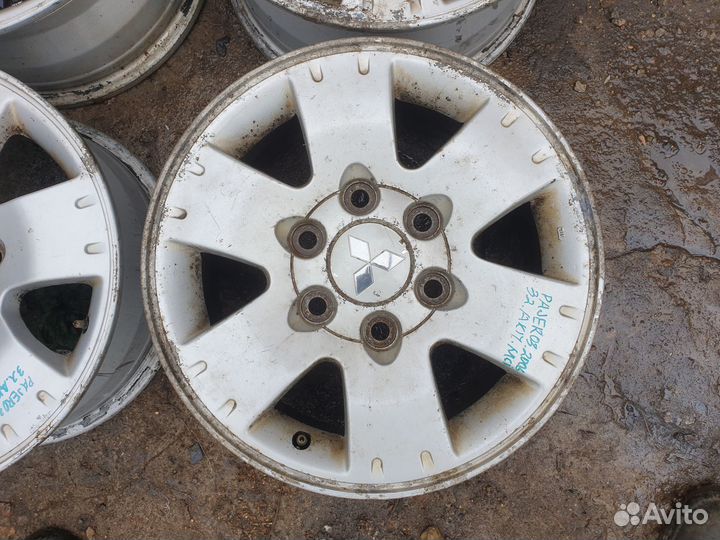 Комплект литых дисков Pajero 3 R16 7J 6x139.7 ET46