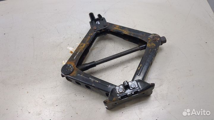 Домкрат Ford Mondeo 5 2015, 2015