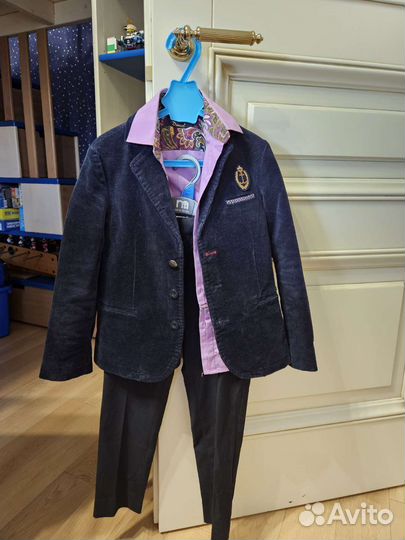 Костюм нарядный