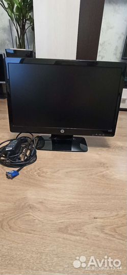 Монитор HP 2211x