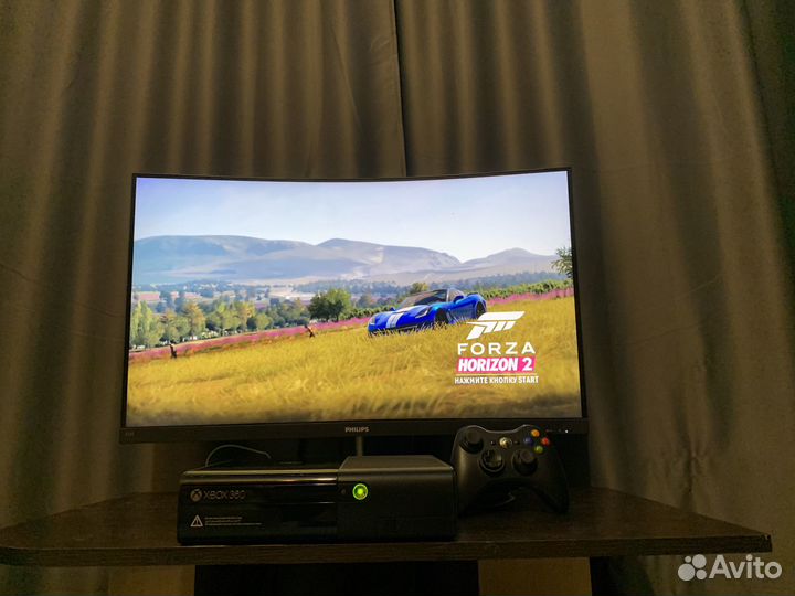 Xbox 360E, 320gb (прошитый) + 93 игры