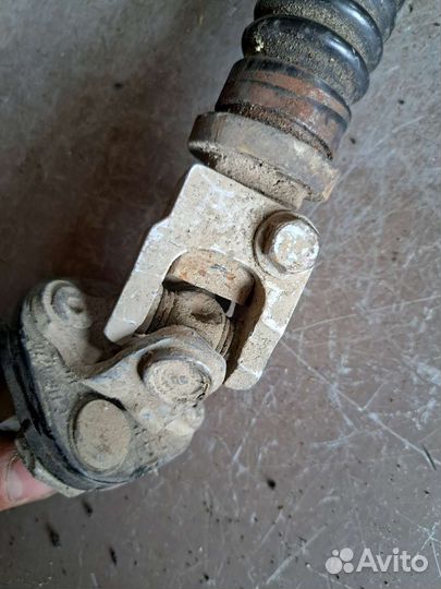 Рулевой карданчик Mercedes W210