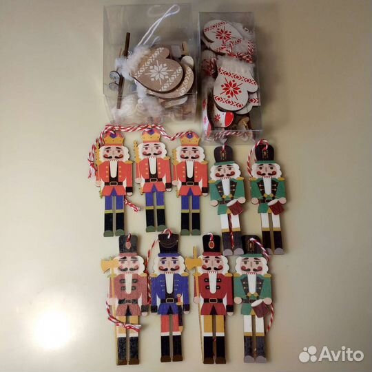 Игрушки - украшения для нг и Рождества из дерева