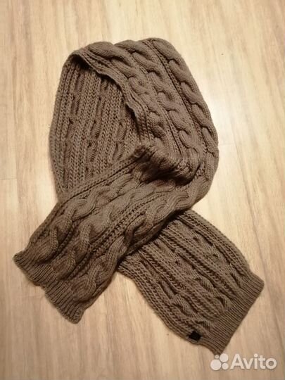 Женский шарф вязаный на осень бежевый