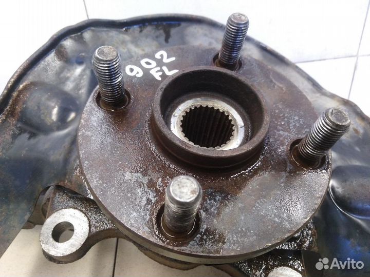 Кулак поворотный передний левый Corolla E12 2001-2