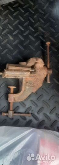 Тиски слесарные бу СССР