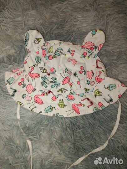 Жилет, шапочки, носочки