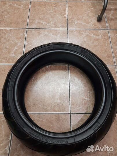 190/50-17 моторезина б.у Michelin