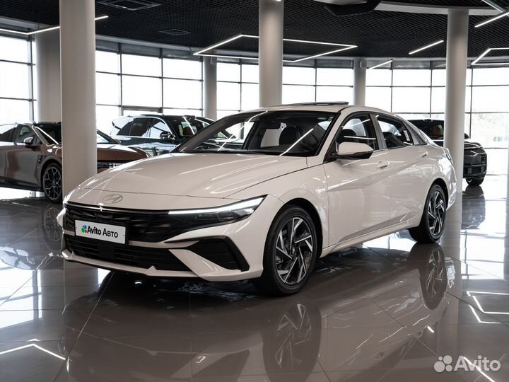 Hyundai Elantra 1.5 CVT, 2024, 118 км