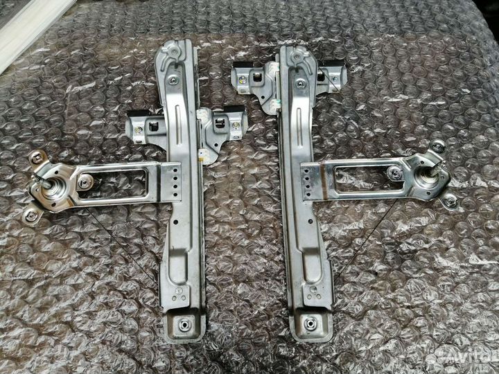 Стеклоподъёмник задний Chevrolet Cobalt/Шевролет К