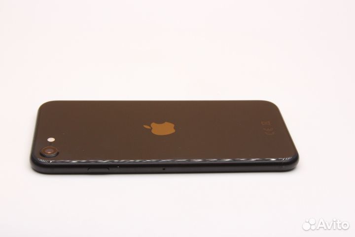 iPhone SE (2020), 64 ГБ