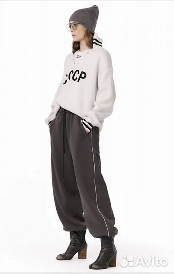 Свитер женский оверсайз