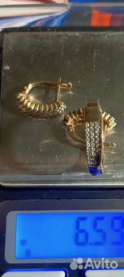 Комплект сережки и кольцо из золота 585 пробы