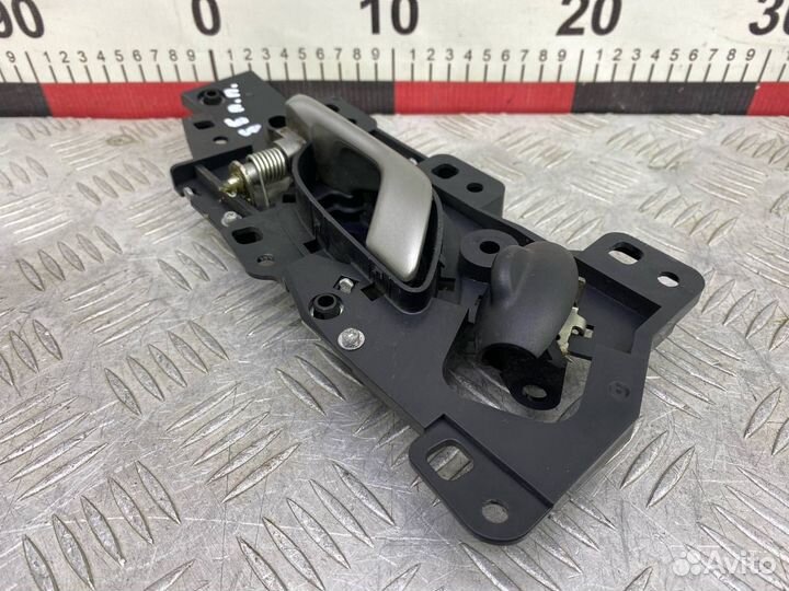 Б/У ручка двери внутренняя (обшивка салона)