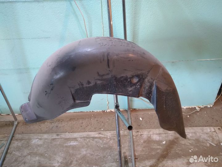 Подкрылок Ваз2121.31