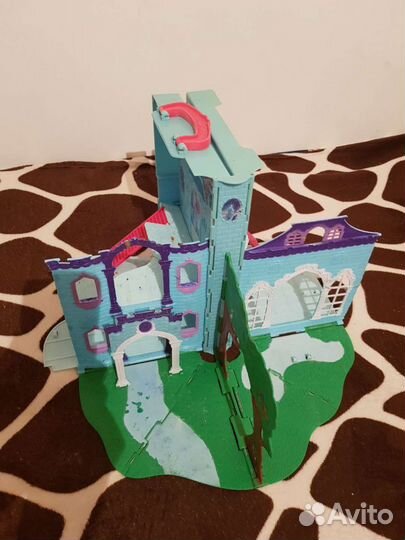 Игрушка Замок