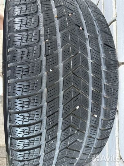 Pirelli Scorpion Winter 285/40 R21 109V