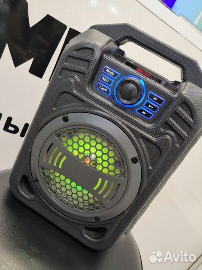 Колонка B13-W(Bluetooth/MicroSD/USB/FM/AUX)