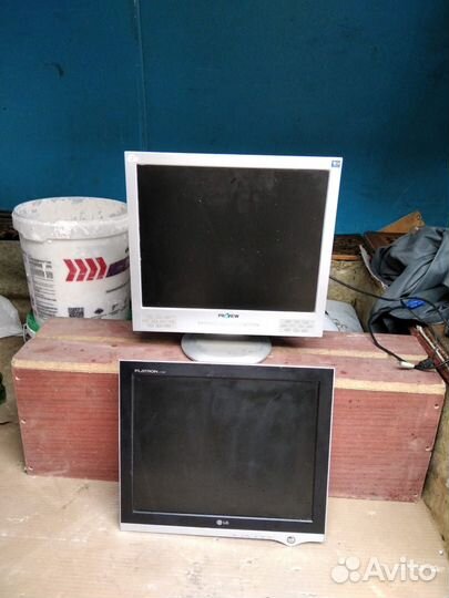 Продаю ЖК монитор-телевизор