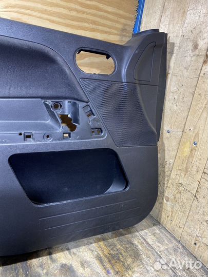 Обшивка передней левой двери Ford Fusion 79083