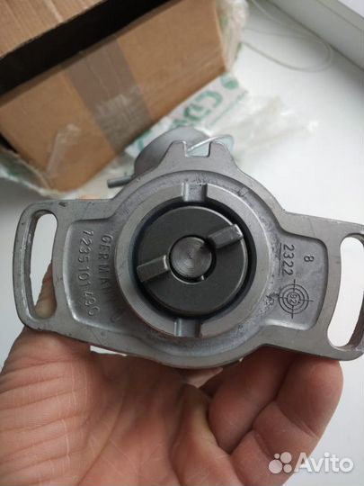 Трамблер bosch на Форд - новый и еще запчасти