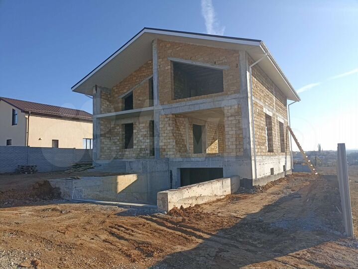 Дом 364 м² на участке 12 сот.