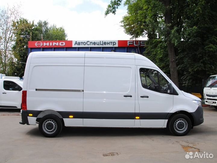Mercedes-Benz Sprinter цельнометаллический, 2019