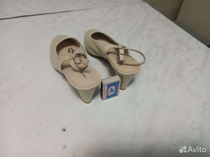 Туфли летние женские