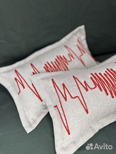 Декоративная наволочка «Кардио ритм»