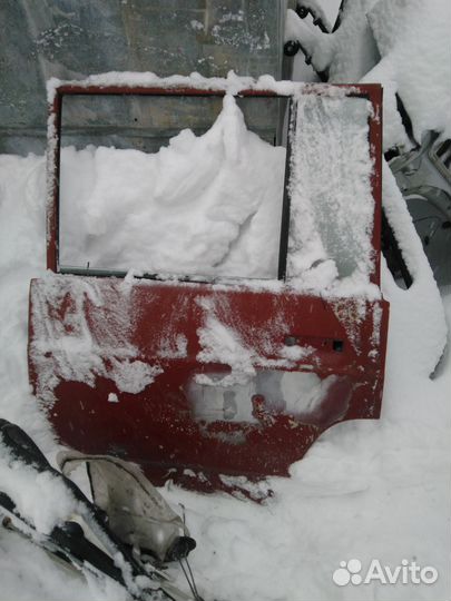 Двери задние Ниссан Патрол 60