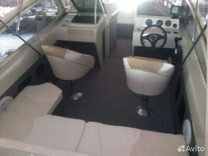 Амг катер Игуана