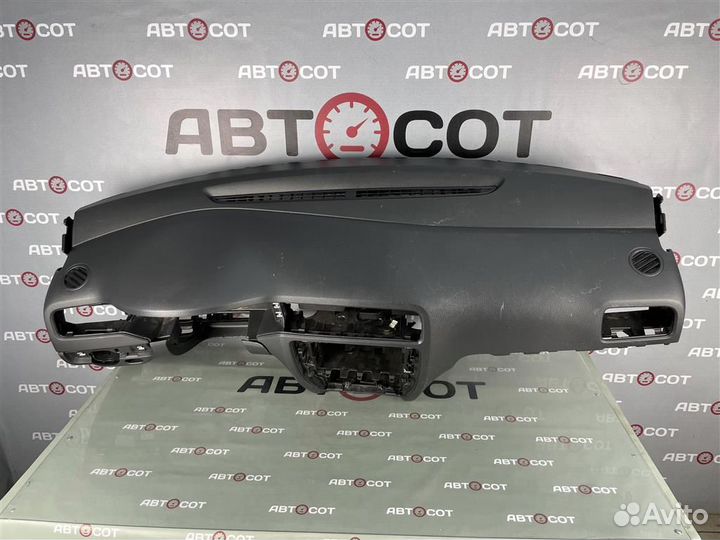 Торпедо VW Jetta 2011