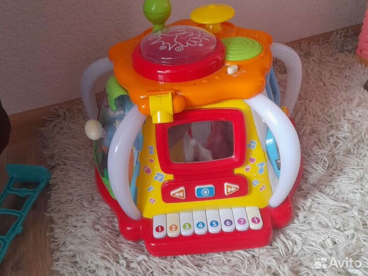 Музыкальная игрушка