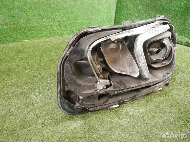 Фара левая Mercedes-Benz GLE