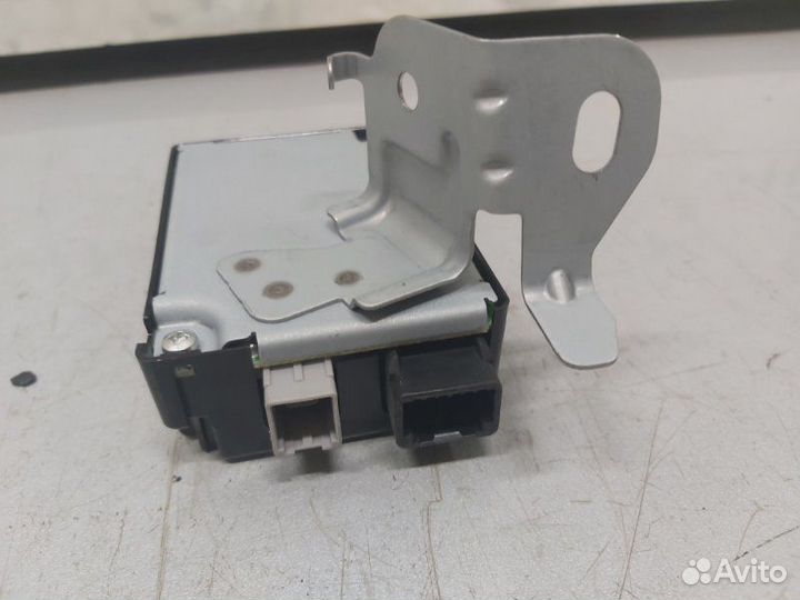 Блок контроля давления шин Toyota Land Cruiser 200