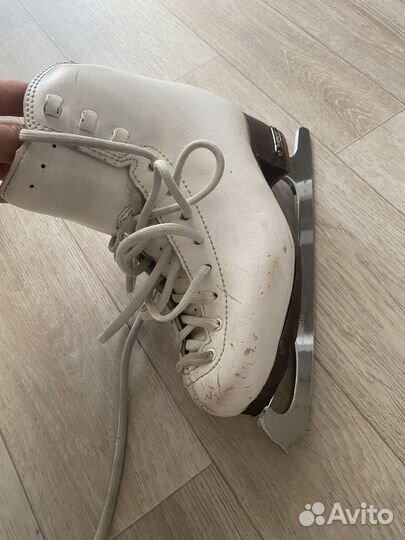 Фигурные коньки risport 215