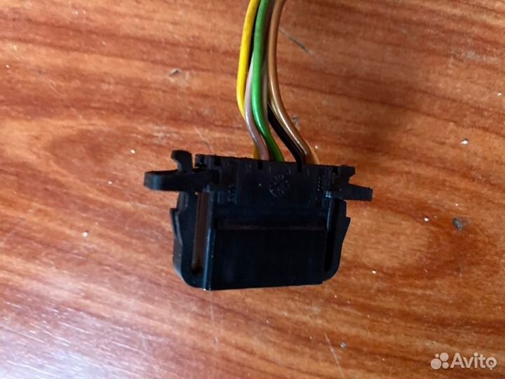 Зеркало наружное переднее правое Skoda Octavia A5