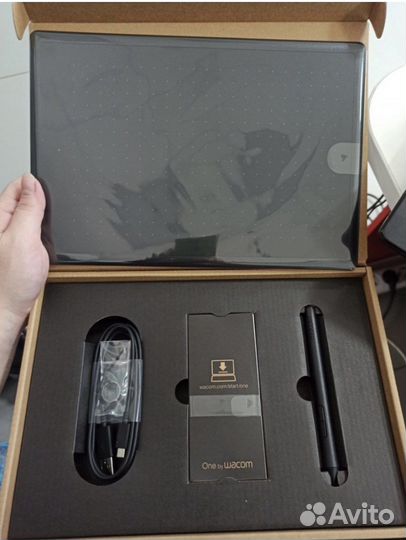 Графический планшет One by Wacom medium