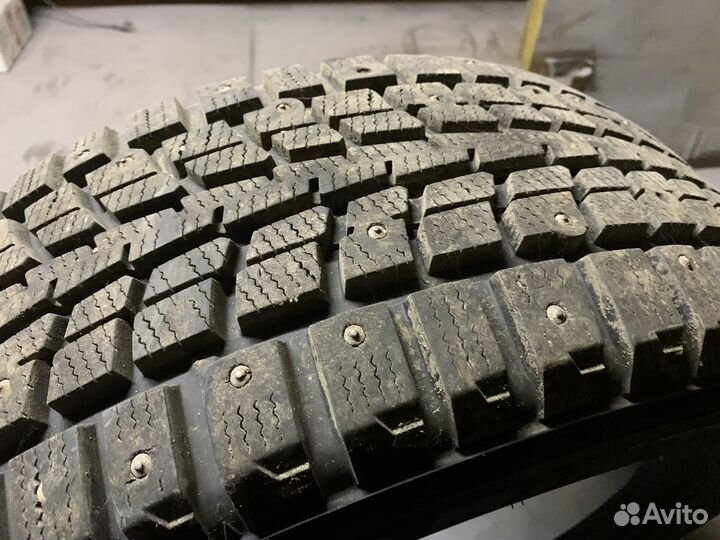 Dunlop SP Winter Ice 01 235/55 R17 99