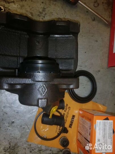 Суппорт Рено megane3